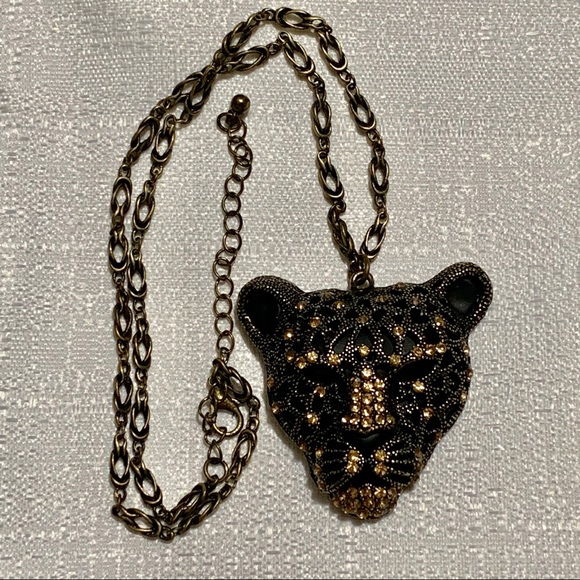 Rhinestone Encrusted Leopard Necklace - Picture 6 of 7